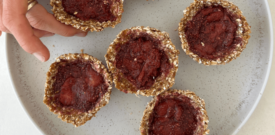 Strawberry Oat Cups with Sprout Organic Kids Essential Shake - Sprout Organic